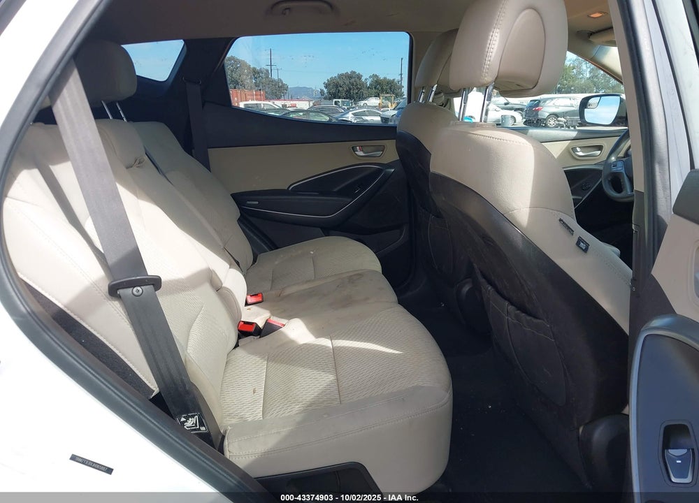 2018 HYUNDAI SANTA FE VIN: 5NMZT3LBXJH065887