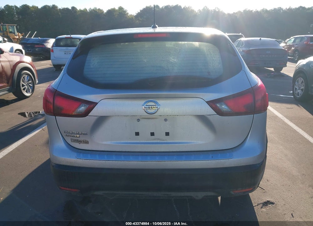 2017 NISSAN ROGUE SPORT S VIN: JN1BJ1CP1HW027479
