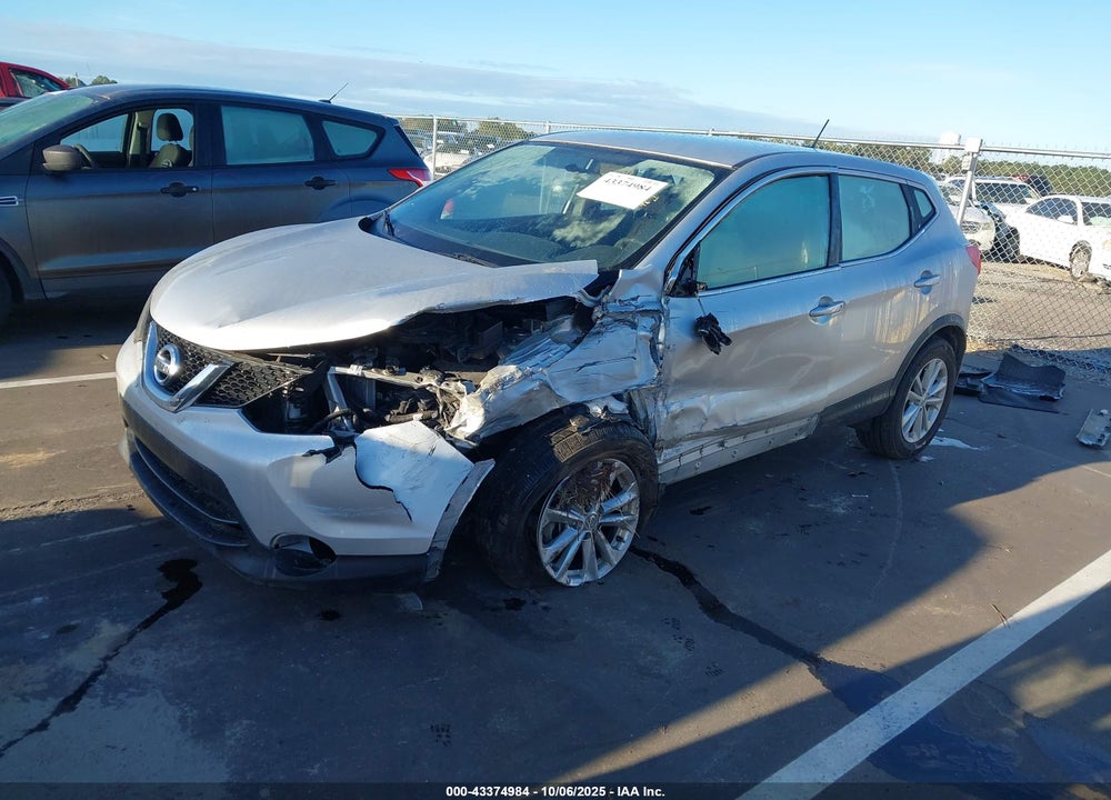 2017 NISSAN ROGUE SPORT S VIN: JN1BJ1CP1HW027479
