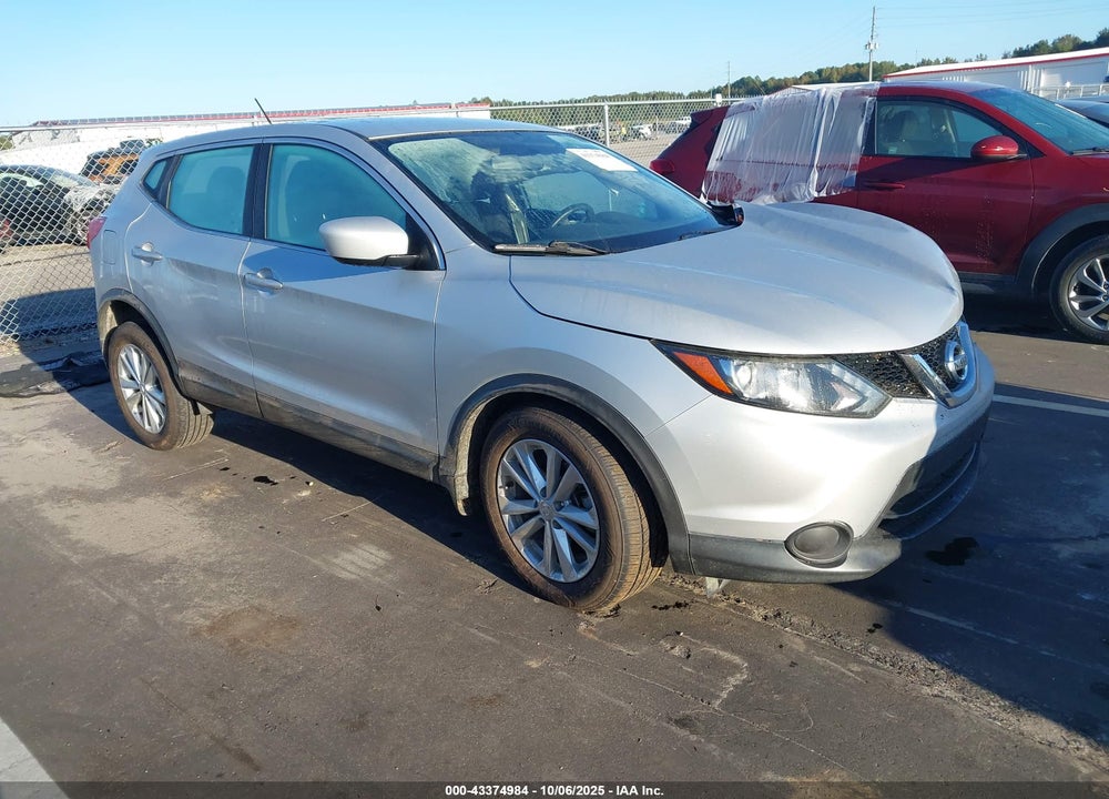 2017 NISSAN ROGUE SPORT S VIN: JN1BJ1CP1HW027479