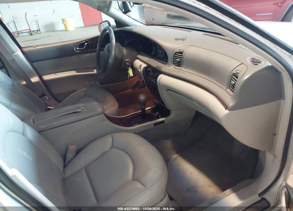 1997 LINCOLN CONTINENTAL VIN: 1LNLM97VXVY671638