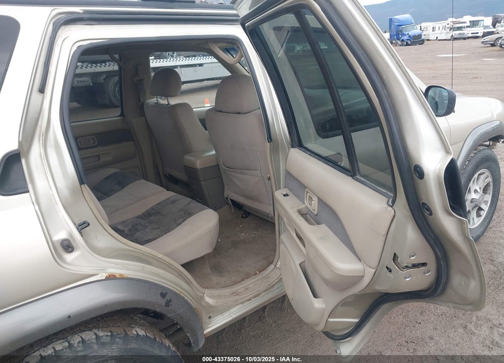 2001 NISSAN PATHFINDER SE VIN: JN8DR07Y51W501147