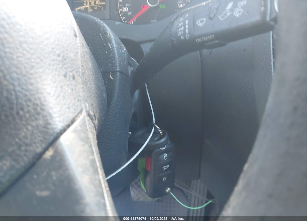 2014 VOLKSWAGEN JETTA VIN: 3VW2K7AJ5EM393000