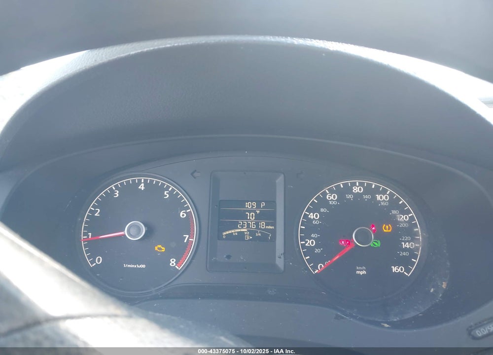 2014 VOLKSWAGEN JETTA VIN: 3VW2K7AJ5EM393000