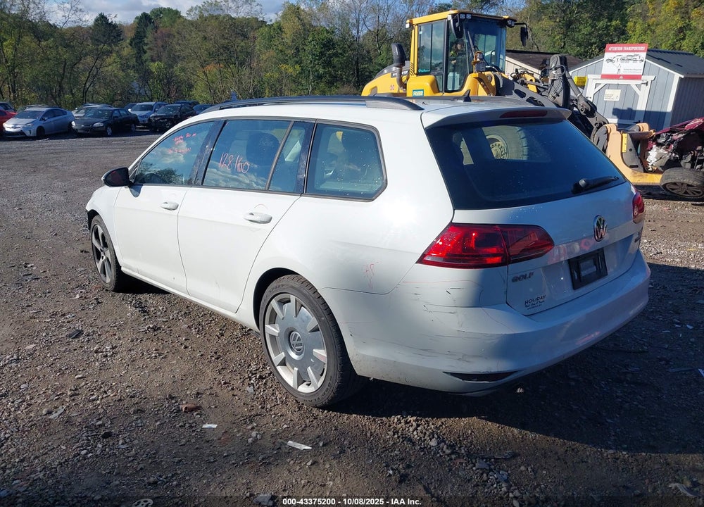 2017 VOLKSWAGEN GOLF SPORTWAGEN TSI S VIN: 3VW017AUXHM518579