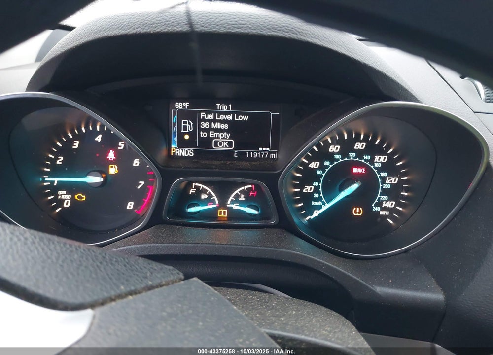 2016 FORD ESCAPE VIN: 1FMCU9GX1GUC45140
