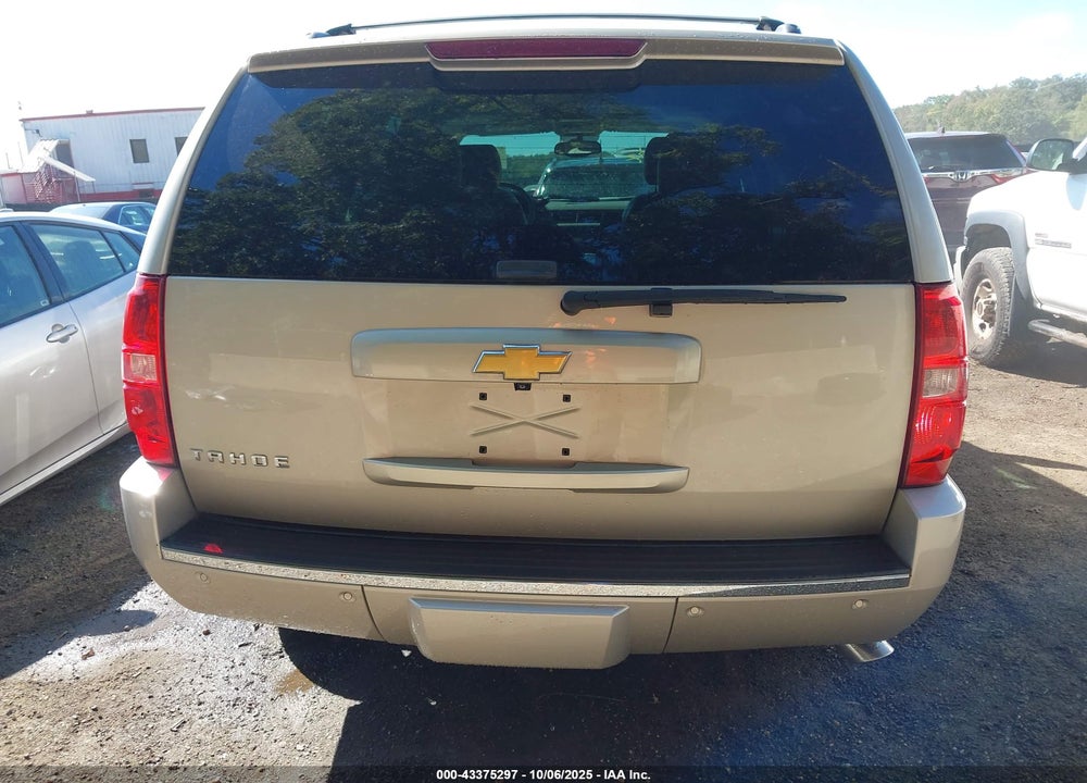 2013 CHEVROLET TAHOE VIN: 1GNSKCE04DR329788