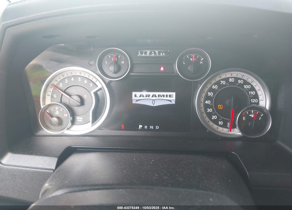 2015 RAM 1500 LAIE VIN: 1C6RR7NT6FS747602