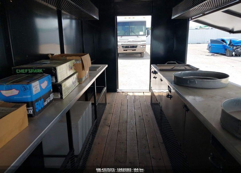 2022 TEXAS BRAGG ENTERPRISES FOOD TRUCK VIN: 17XFP2025N1110688