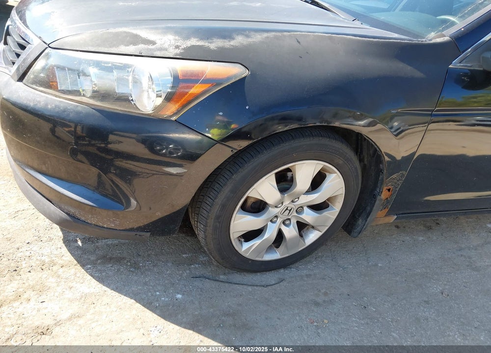 2008 HONDA ACCORD VIN: 1HGCP26738A017116