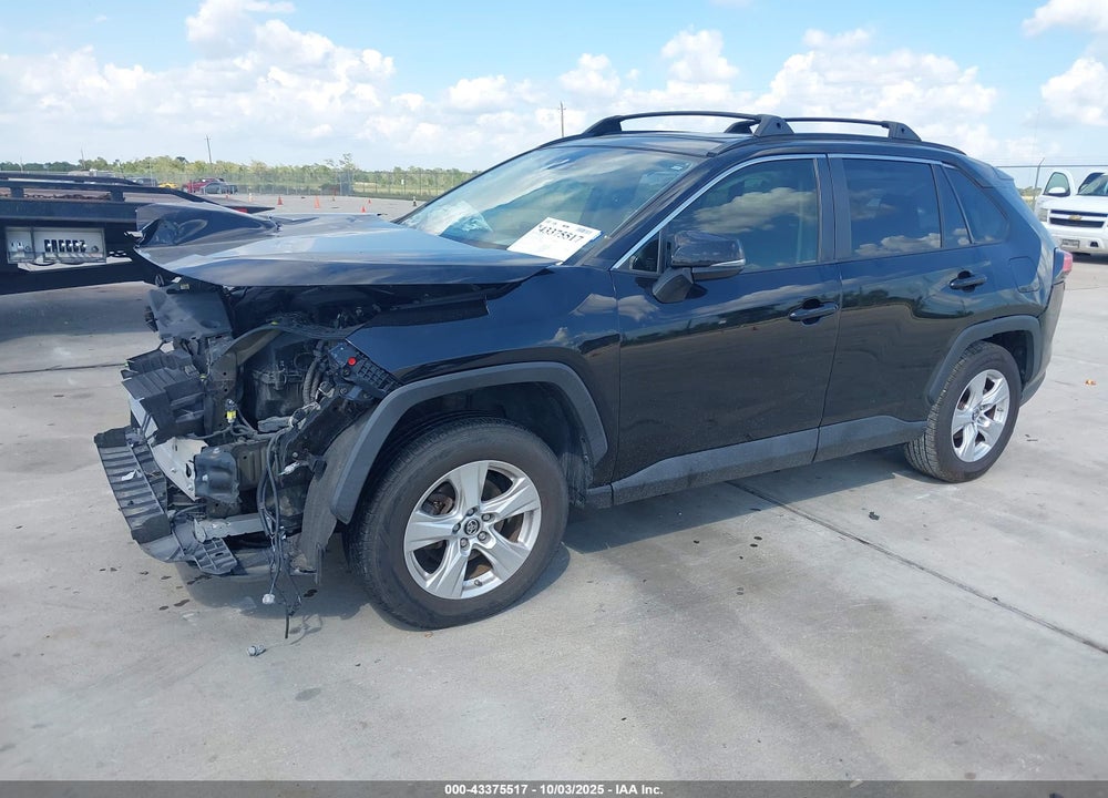 2019 TOYOTA RAV4 XLE VIN: JTMW1RFV5KD511696