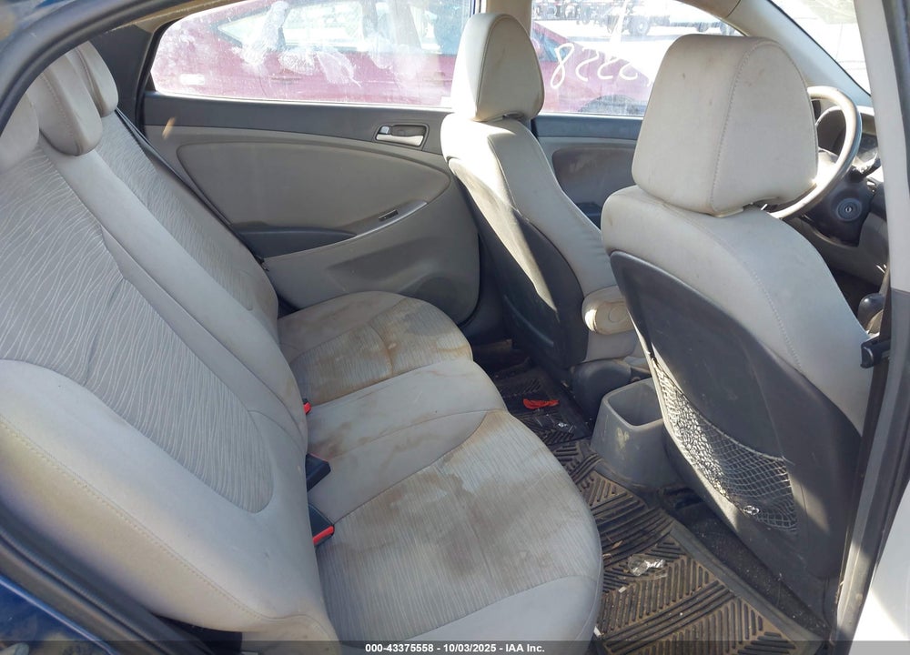 2015 HYUNDAI ACCENT VIN: KMHCT4AE9FU881767