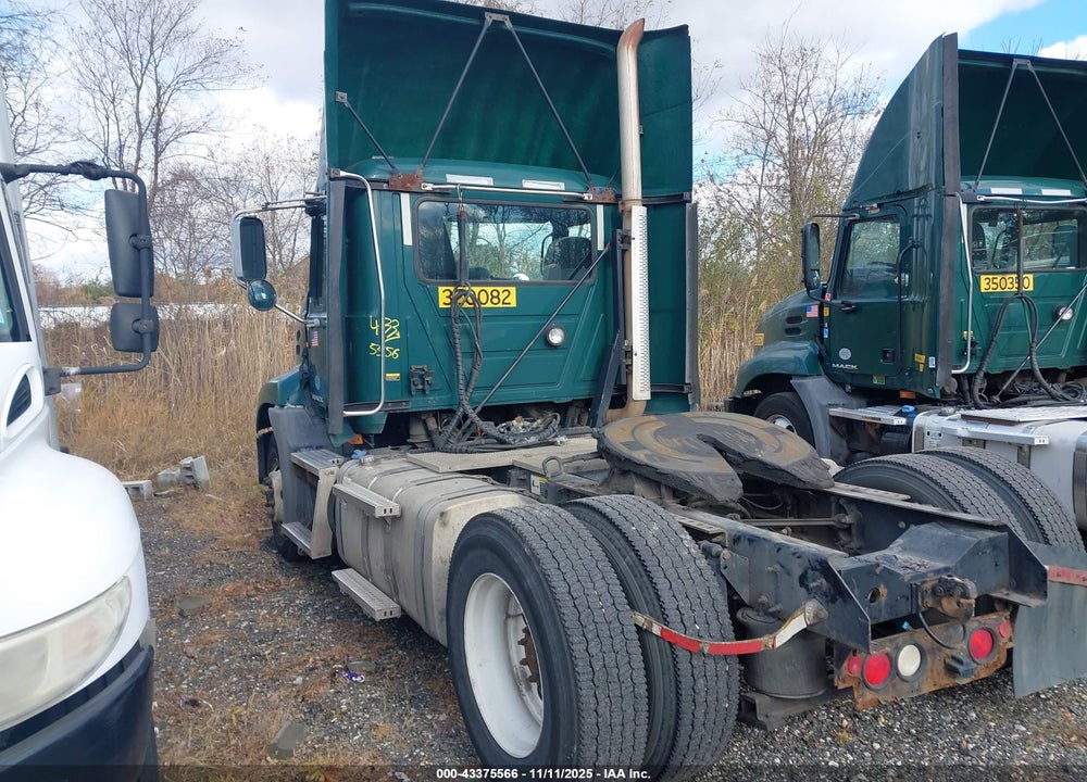 2013 MACK 600 CXU600 VIN: 1M1AW01X1DM005009