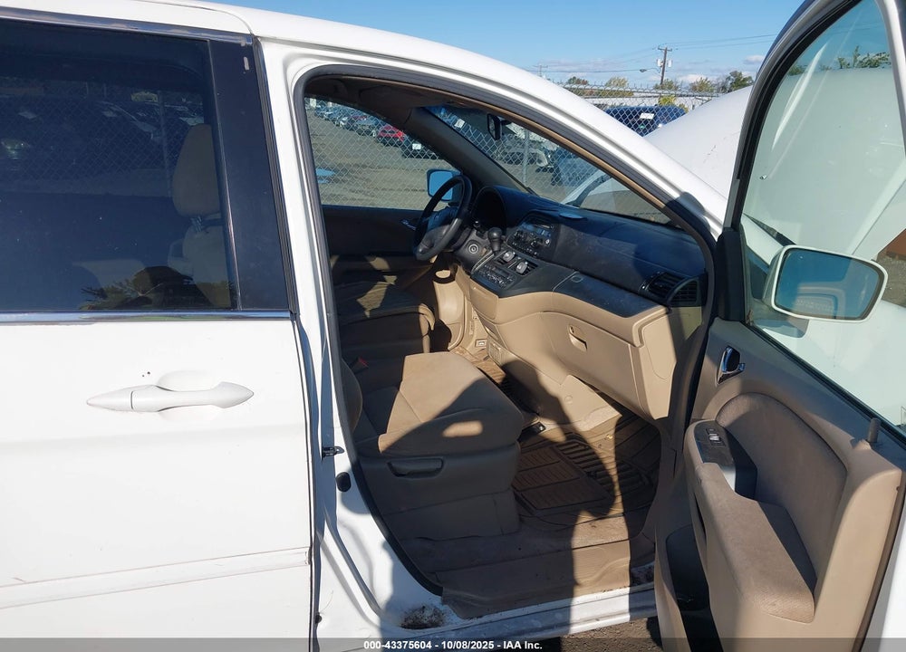 2005 HONDA ODYSSEY EX VIN: 5FNRL38455B410650