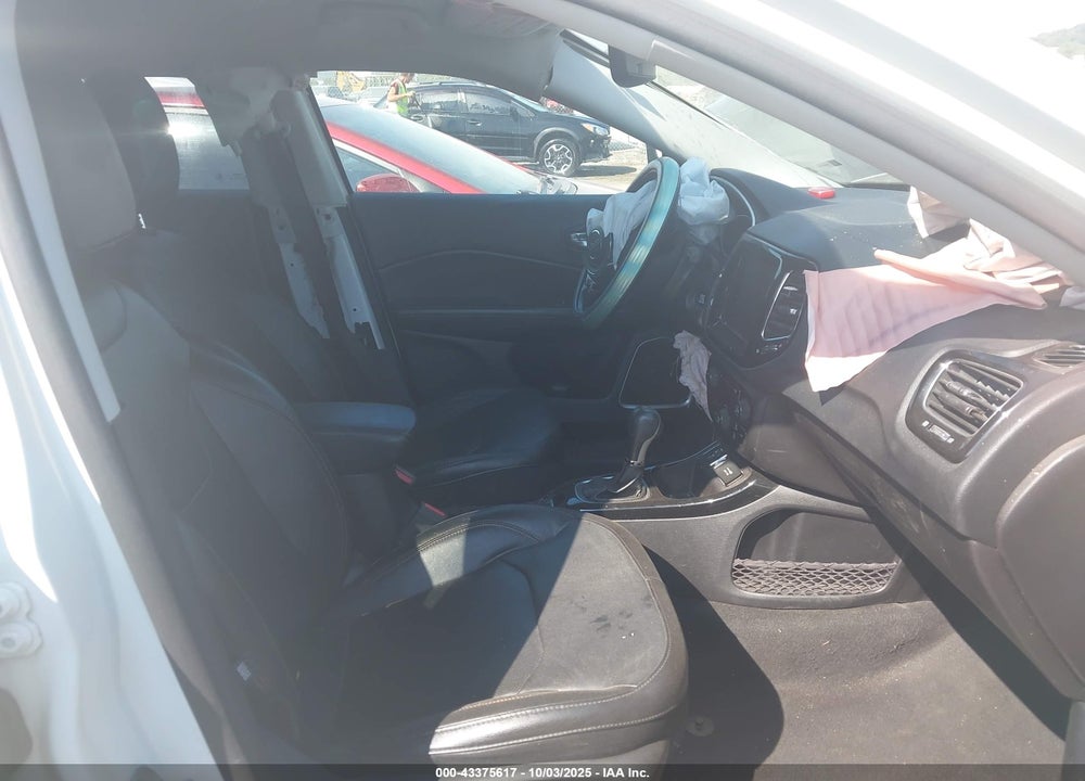 2020 JEEP COMPASS VIN: 3C4NJCCB7LT187603