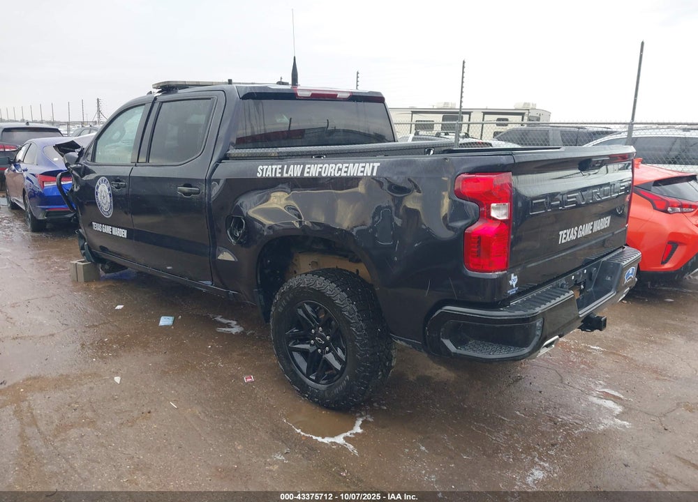 2024 CHEVROLET SILVERADO 1500 4WD  SHORT BED CUSTOM TRAIL BOSS VIN: 3GCUDCED7RG171789