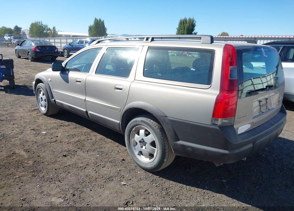 2002 VOLVO V70 XC VIN: YV1SZ58D221055866