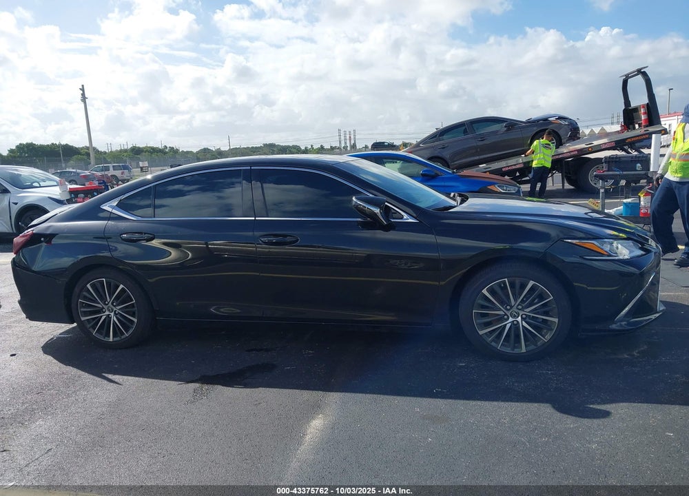 2025 LEXUS ES 350 VIN: 58ADZ1B18SU187894