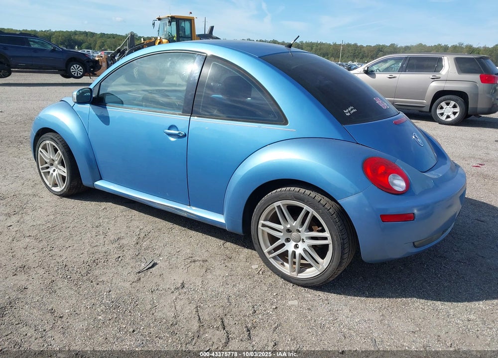 2010 VOLKSWAGEN BEETLE VIN: 3VWPG3AGXAM002499