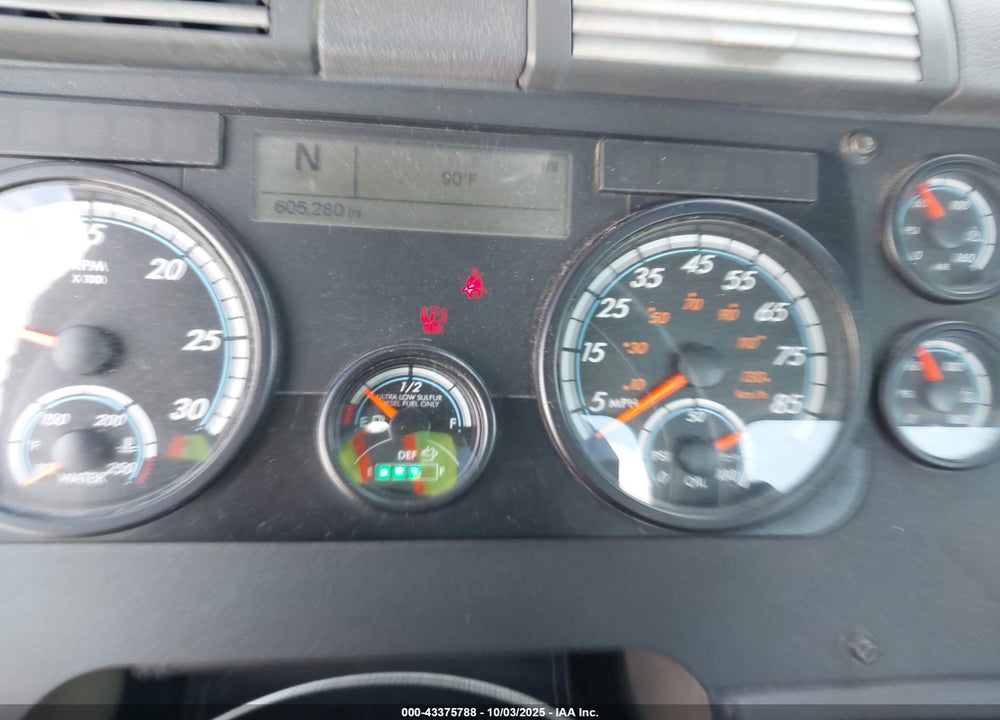 2018 FREIGHTLINER CASCADIA 125 VIN: 1FUGGEDV6JLHB4056