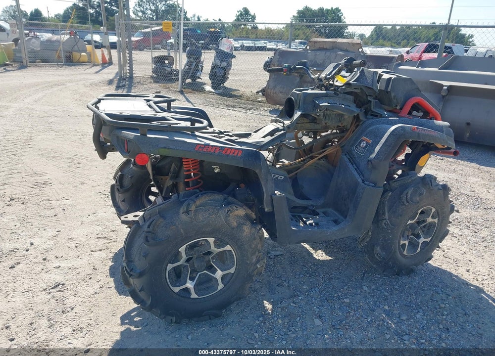 2016 CAN-AM OUTLANDER L X MR 570 VIN: 3JBLWAT21GJ001930