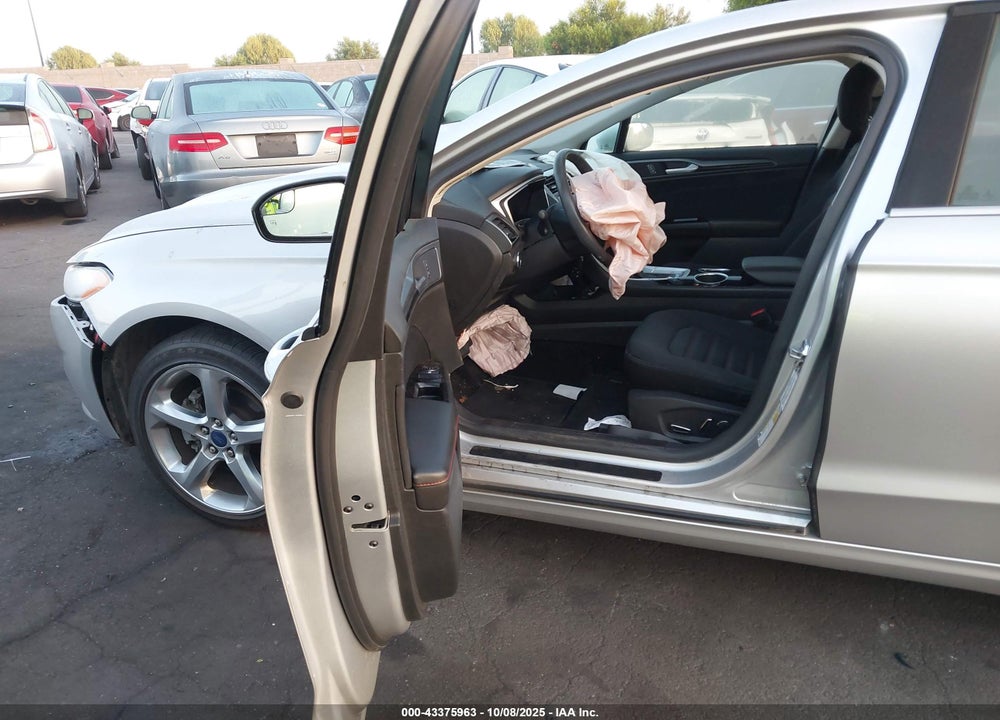2013 FORD FUSION SE VIN: 3FA6P0HR0DR388433