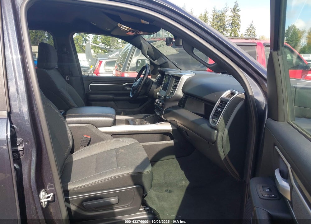 2021 RAM 1500 VIN: 1C6RREBT8MN801437