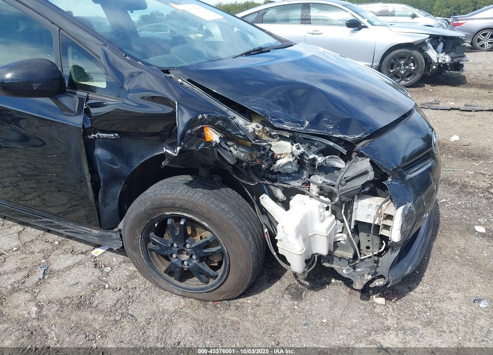 2013 TOYOTA PRIUS VIN: JTDKN3DU4D0352674