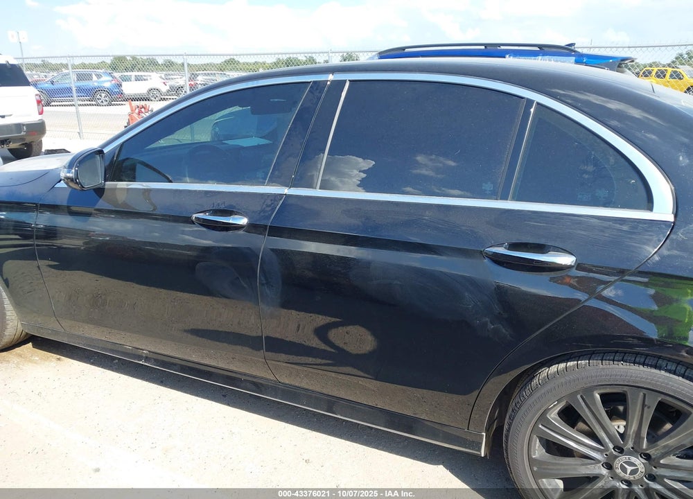 2021 MERCEDES-BENZ E 350 VIN: W1KZF8DB0MA931913