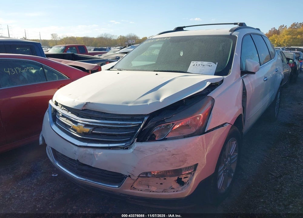 2015 CHEVROLET TRAVERSE 1LT VIN: 1GNKRGKD2FJ171074