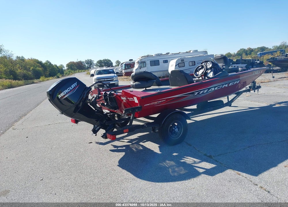 2023 TRACKER OTHER VIN: BUJ70061L223
