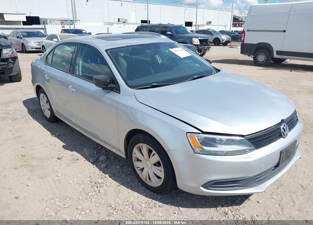 2012 VOLKSWAGEN JETTA 2.0L S VIN: 3VW2K7AJ9CM352060