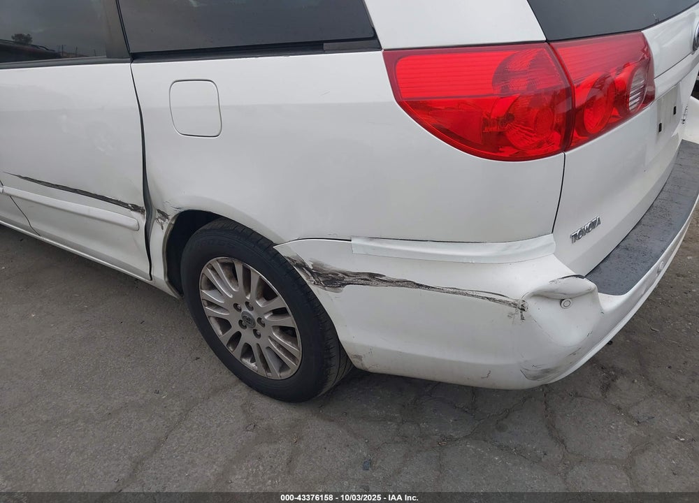 2009 TOYOTA SIENNA XLE VIN: 5TDZK22C19S235473