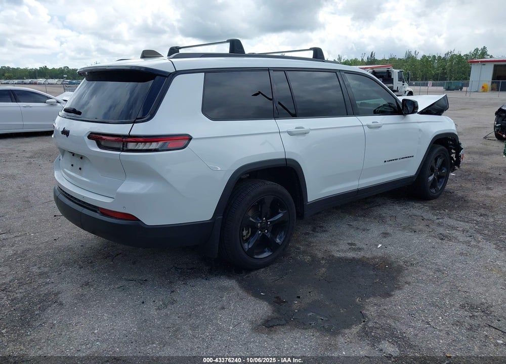 2023 JEEP GRAND CHEROKEE L ALTITUDE 4X2 VIN: 1C4RJJAG2P8714570