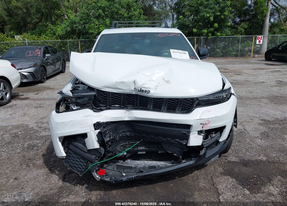 2023 JEEP GRAND CHEROKEE L ALTITUDE 4X2 VIN: 1C4RJJAG2P8714570