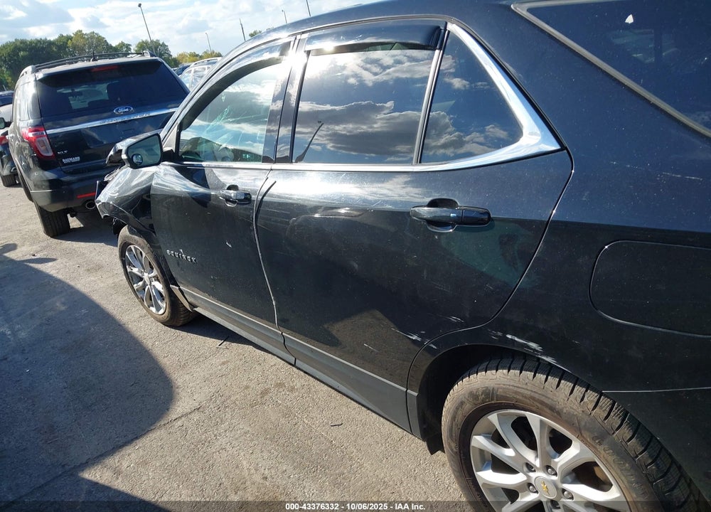 2018 CHEVROLET EQUINOX LT VIN: 2GNAXJEV0J6157053