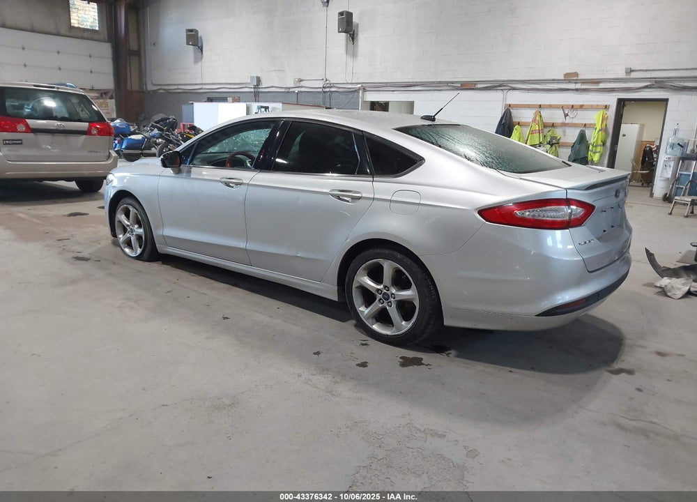2014 FORD FUSION VIN: 1FA6P0H77E5405621