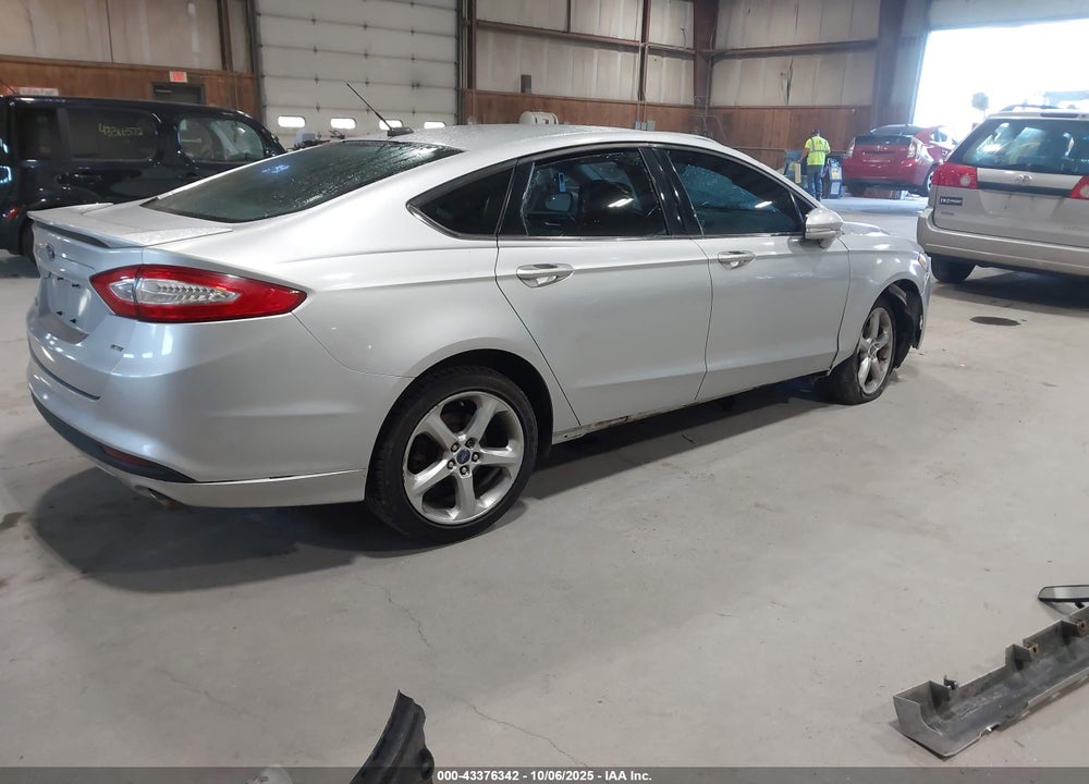 2014 FORD FUSION VIN: 1FA6P0H77E5405621