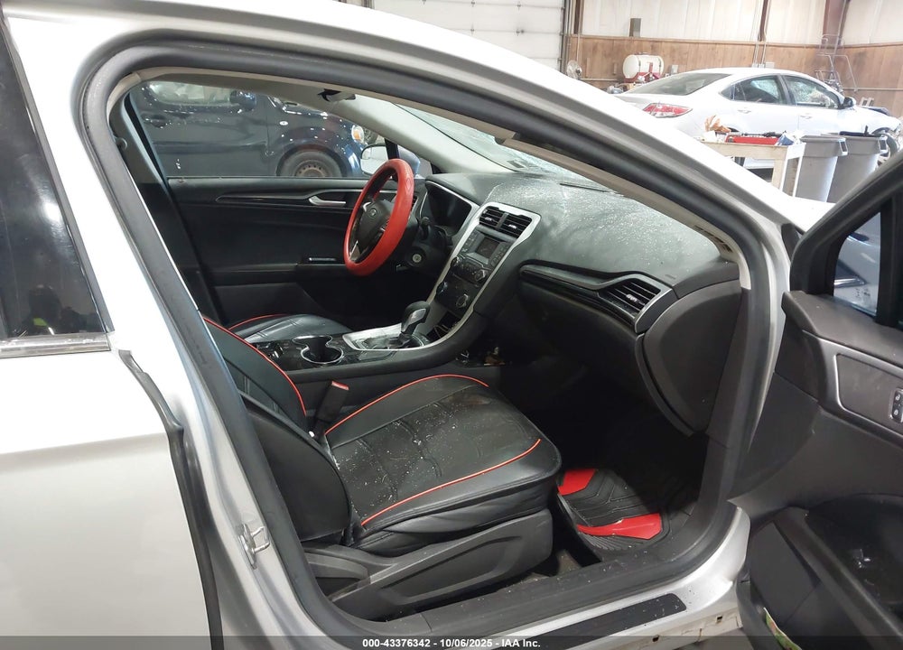 2014 FORD FUSION VIN: 1FA6P0H77E5405621