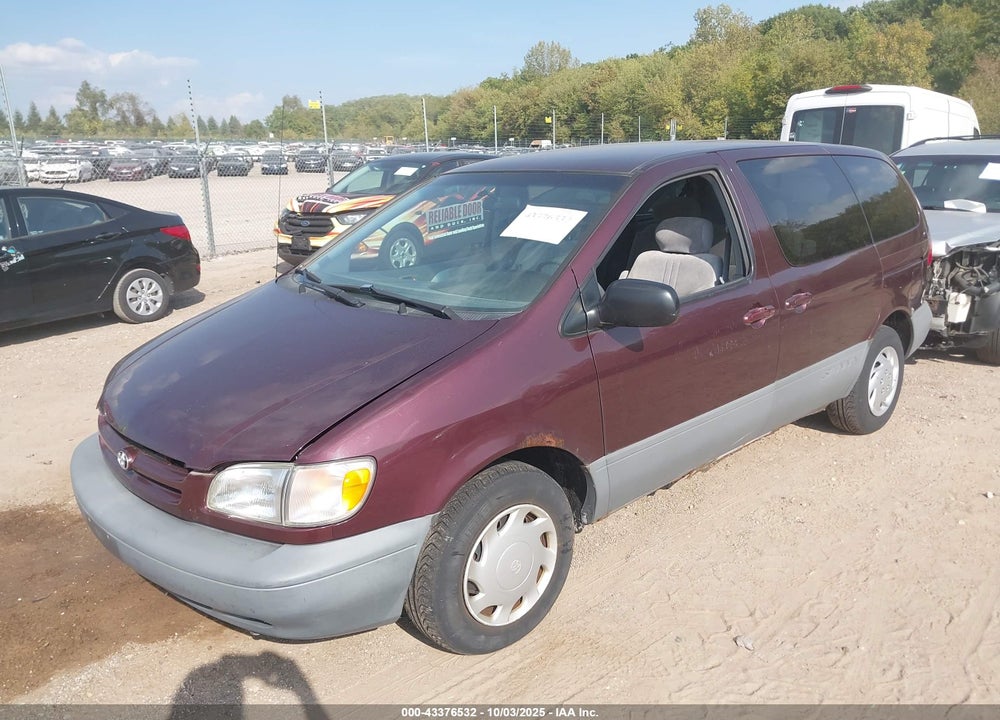 2000 TOYOTA SIENNA CE VIN: 4T3ZF19C0YU251164