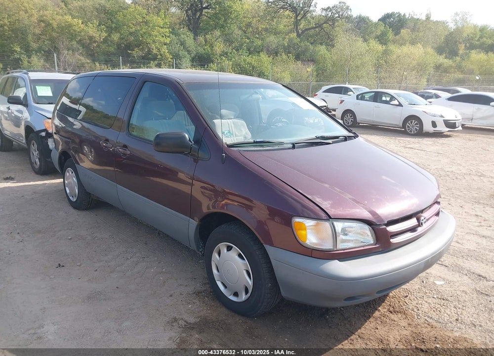2000 TOYOTA SIENNA CE VIN: 4T3ZF19C0YU251164