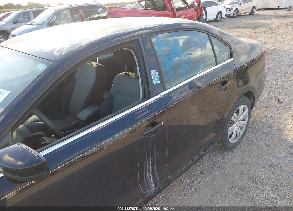 2017 VOLKSWAGEN JETTA 1.4T S VIN: 3VW2B7AJXHM332374