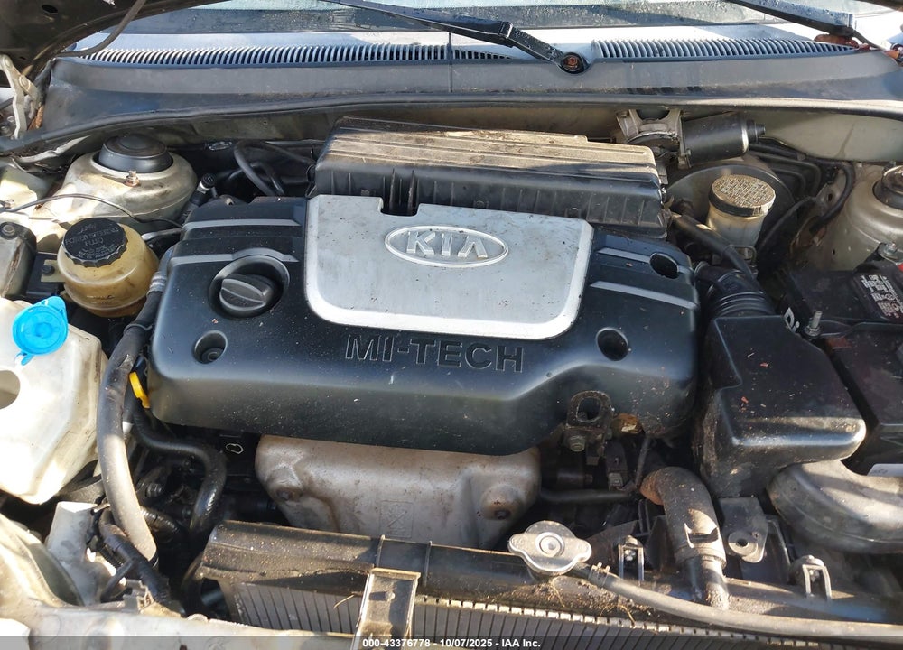 2001 KIA RIO VIN: KNADC123916022192
