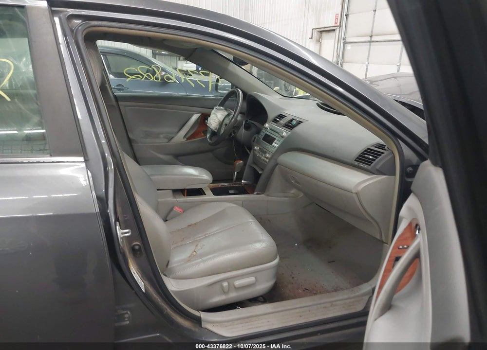 2011 TOYOTA CAMRY XLE VIN: 4T4BF3EKXBR134871