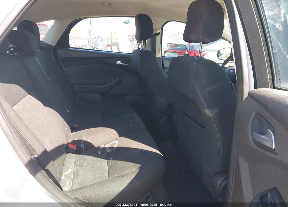 2018 FORD FOCUS VIN: 1FADP3K24JL315371