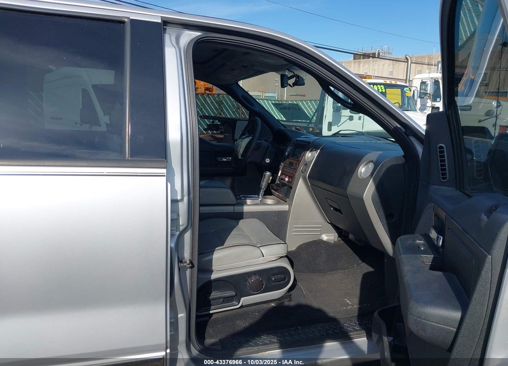 2006 LINCOLN MARK LT VIN: 5LTPW18586FJ24359