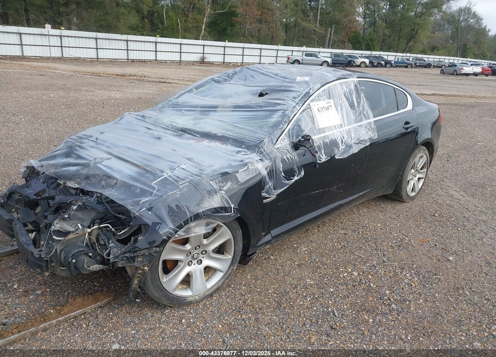 2010 JAGUAR XF VIN: SAJWA0FA8AHR69797