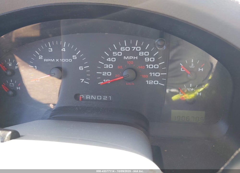 2005 FORD F-150 VIN: 1FTPW14565KC14737