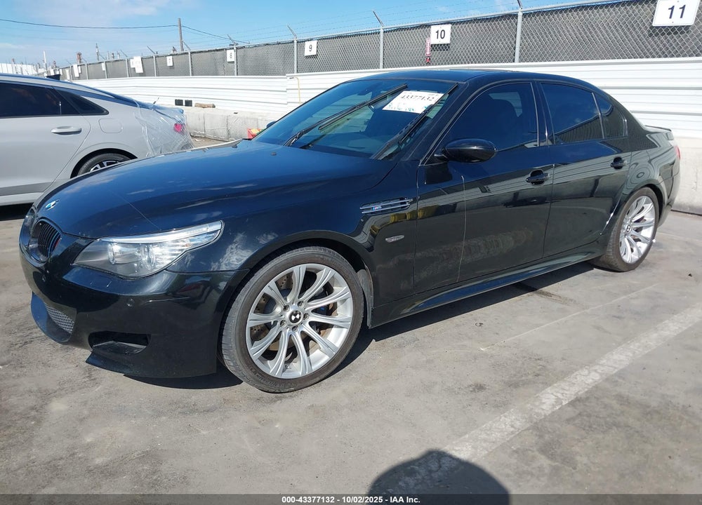 2008 BMW M5 VIN: WBSNB93548CX10453
