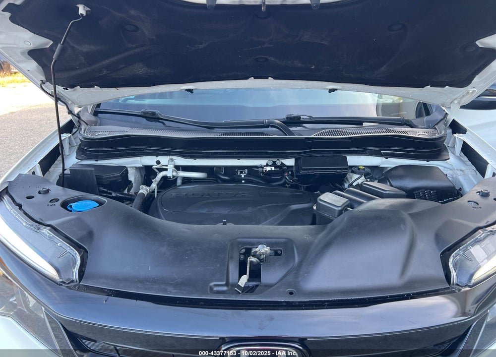 2022 HONDA PILOT VIN: 5FNYF6H80NB057094